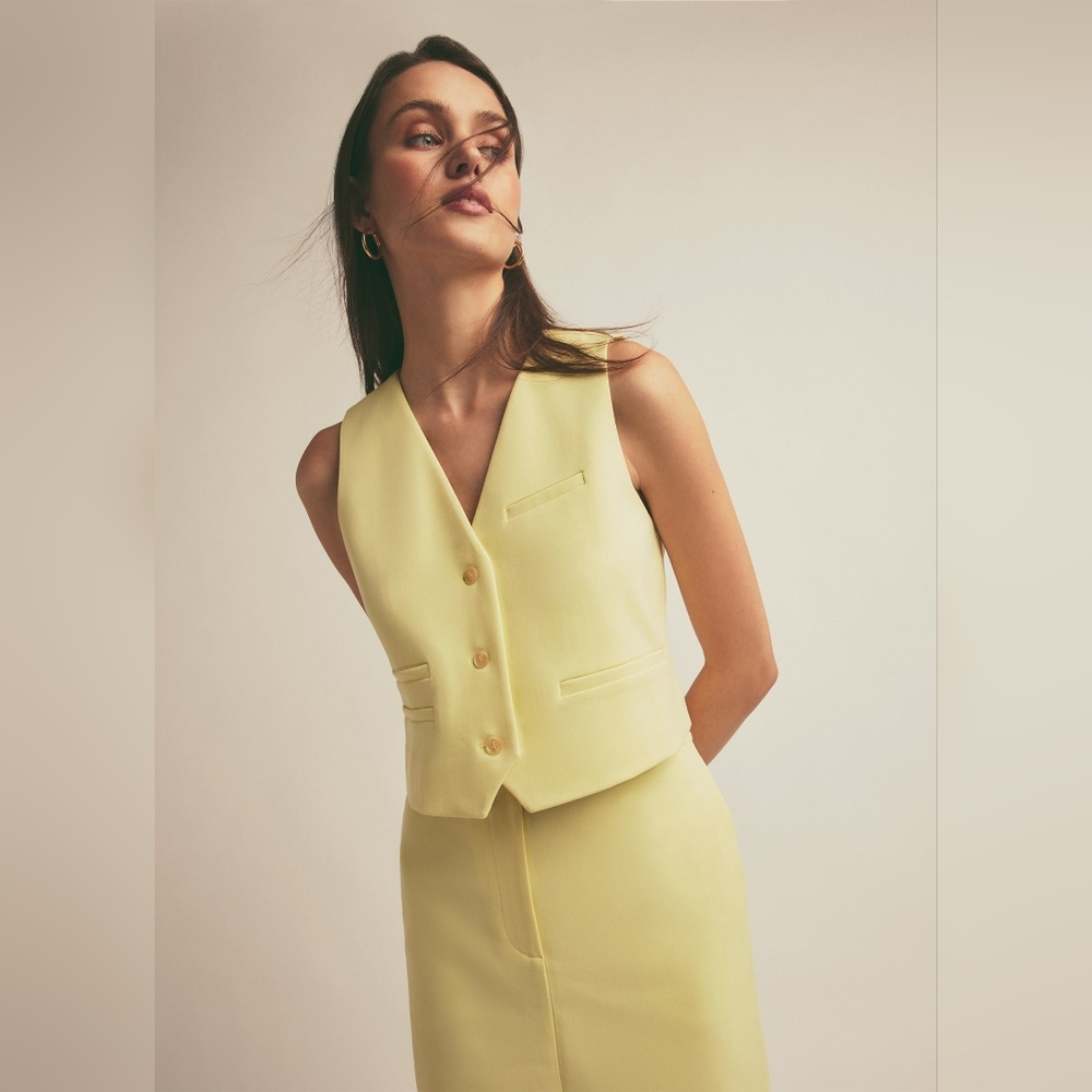 Favorite Daughter Yellow Vest size medium Ellie